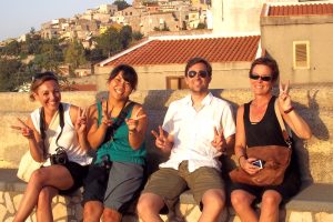 美しいシチリア島で学び、今はイタリアで働いています