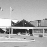 バンクーバー郊外の環境のよい街にあるブリティッシュ・コロンビア州立の高校で学ぶ