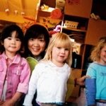 ボランティア&ホームステイ！　幼稚園・保育園アシスタント！　