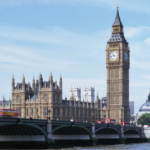 老舗の学校で英語を学ぶ。ロンドンで語学留学