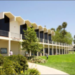 アメリカの高給住宅エリア、サンタバーバラで語学留学を満喫